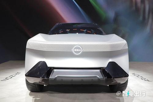 国产硬派越野车pk视频,国产硬派越野车巅峰对决现场实况解析